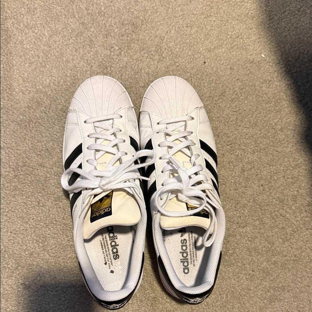 Adidas Superstar size 10 good condition